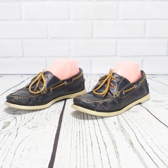 LL Bean Signature Blue Leather Boat Shoes Size 7 - Picture 2 of 8